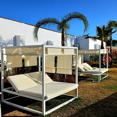 Apartment Modern Three Bedroom Apart- 6 Pools- Gym -sun 482