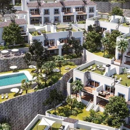 Modern Three Bedroom Apart- 6 Pools- Gym -sun 482 Apartment Estepona